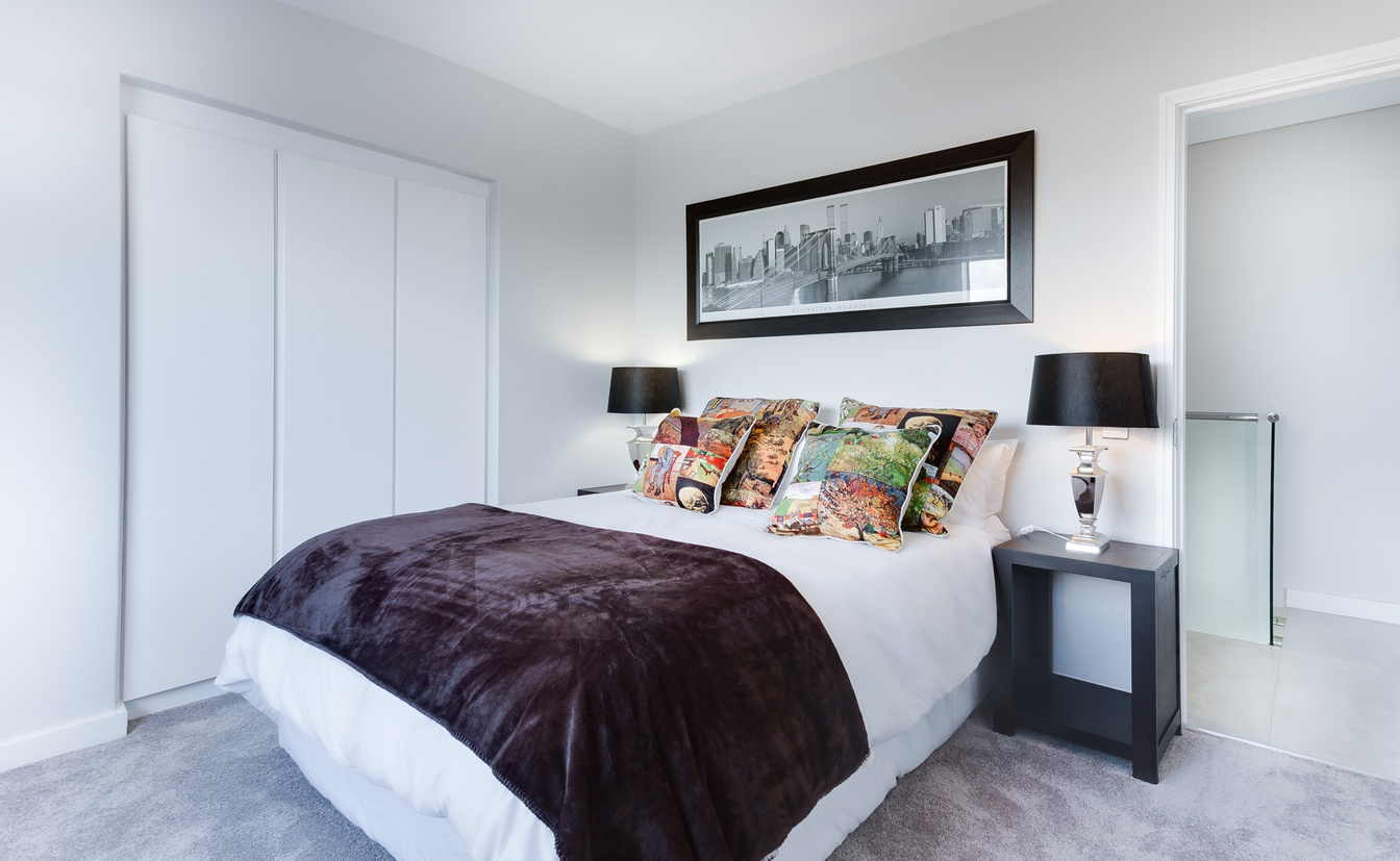 Modern Minimalist Bedroom